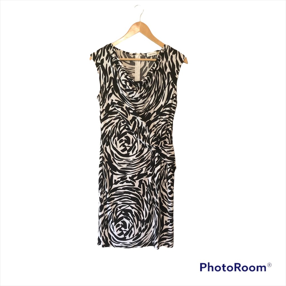 Calvin Klein NWT Black & White Floral Cowl Neck Casual Professional Dress 8